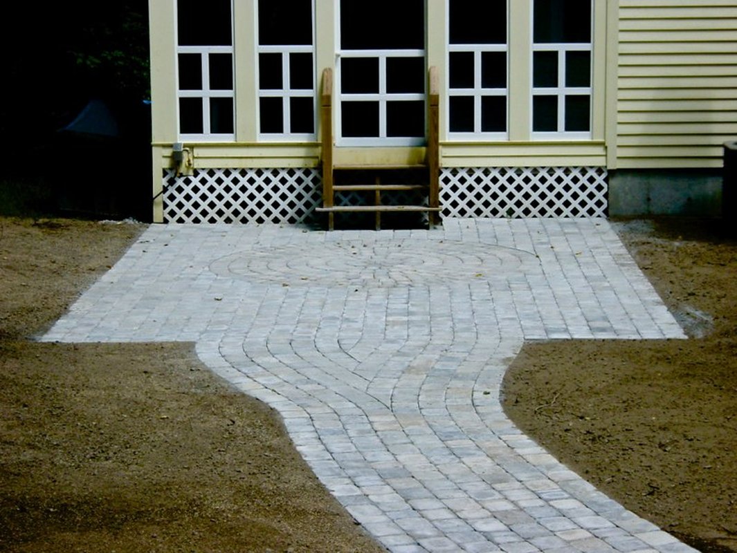 Paver Patio with Fire Pit